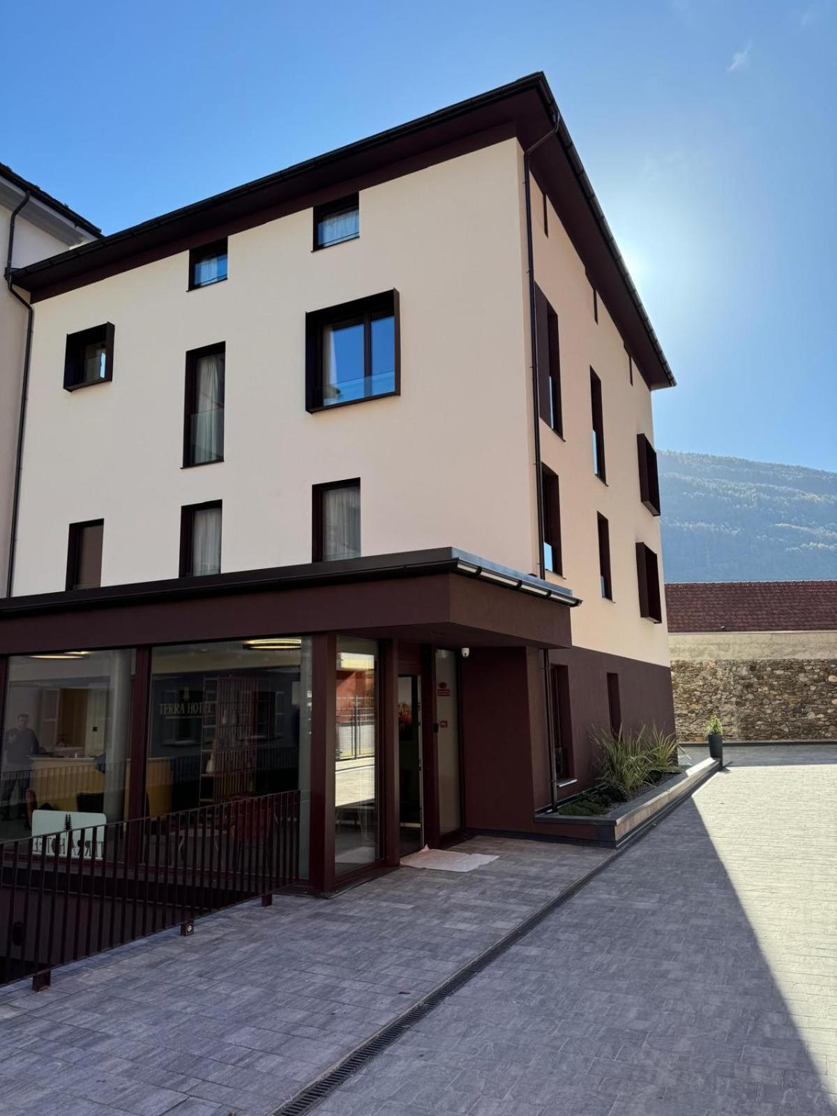 Terra Hotel Boutique Tirano Luaran gambar